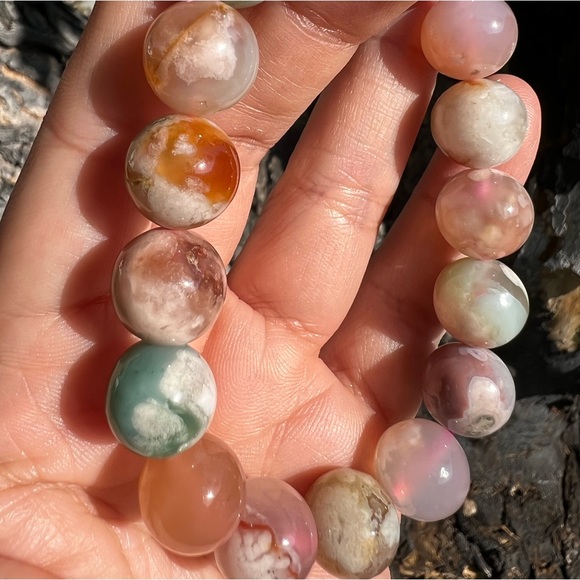Colorful Flower Agate Bead Bracelet - Sakura Agate - Picture 7 of 9